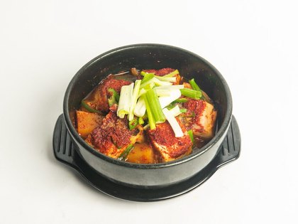 Ttukbaegi Godeungeo-jorim